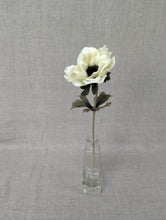 Load image into Gallery viewer, Anemone - Antique Cream H35cm
